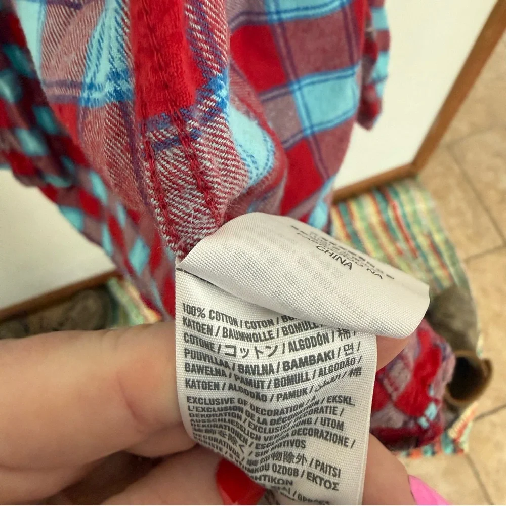 Hollister Plaid Button Down Shirt